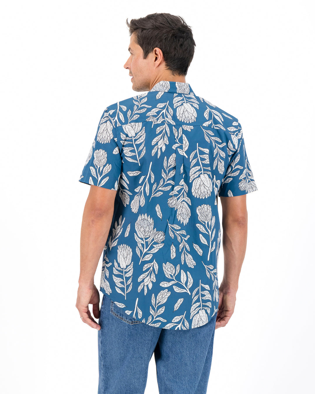 Mens Holiday Shirt - White Proteas on Blue