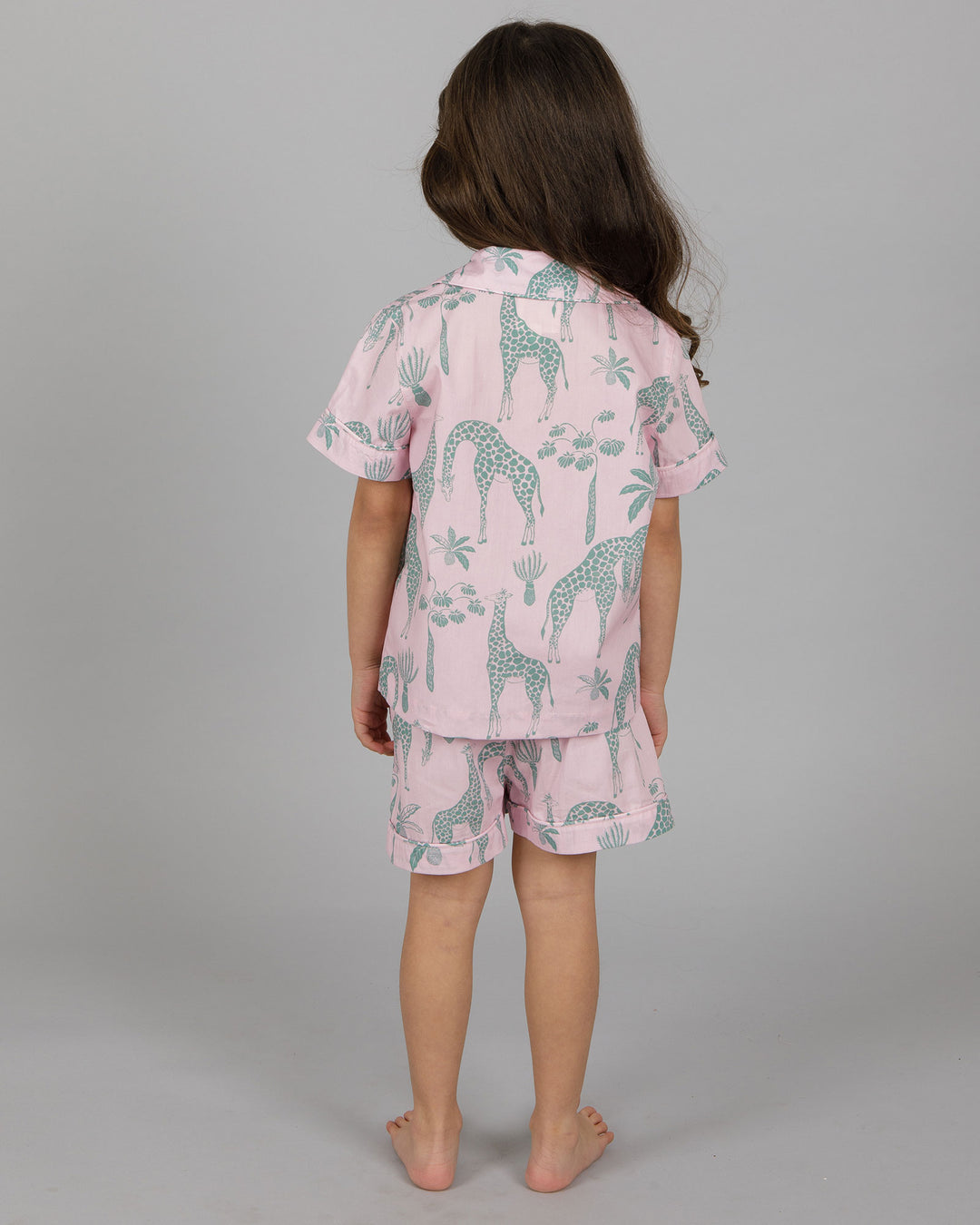 Girls Short Pyjamas Giraffes Pink Back - Woodstock Laundry