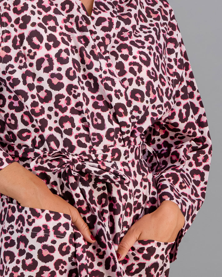 Womens Kimono - Leopard Skin on Pink Close - Woodstock Laundry