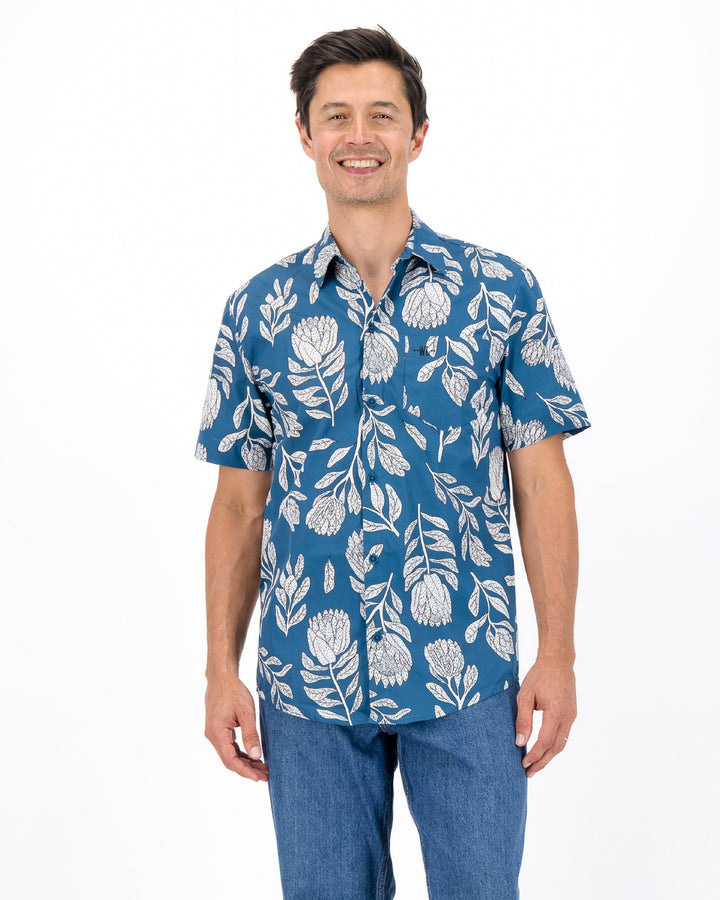 Mens Holiday Shirt - White Proteas on Blue