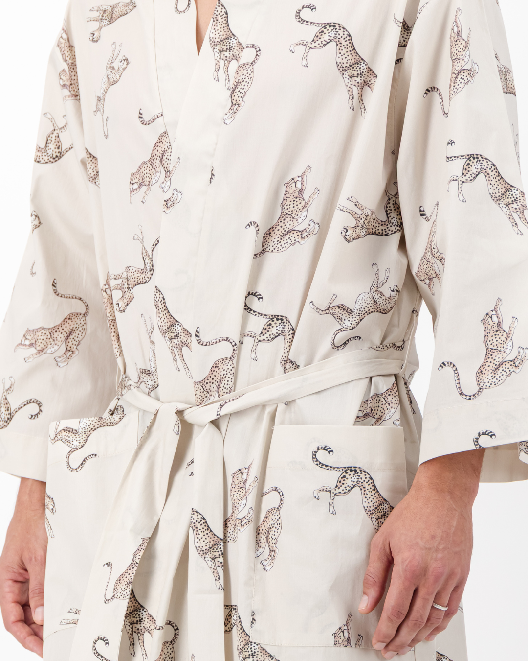 Adults Kimono - Jumping Cheetah on Beige